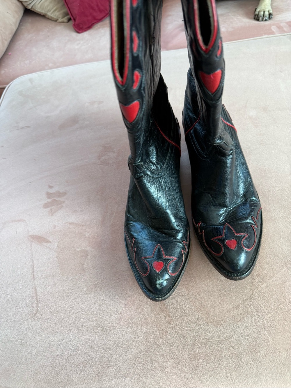 Vintage Old Gringo Black Leather Women’s Western Boots with Red Heart Inlay